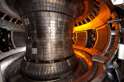 I'm a Tokamak.