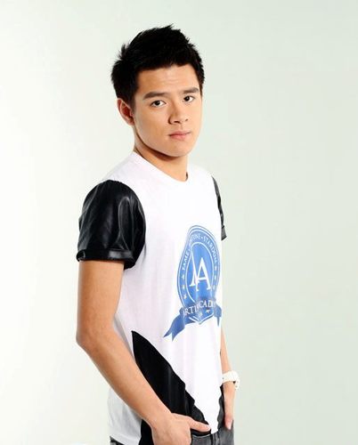 Astig na HEARTTHROB ng Pasig/ Japanese-Filipino/ Top 16 of #ArtistaAcademy/ MultiTalented Performer Someday :) @AKIsssmeee