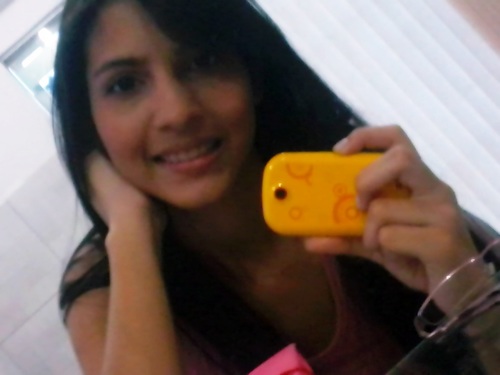 Sou mulher madura, mas sou também menina ingênua quando se trata de sentimentos. E tenho um dom de cultivar amores difíceis