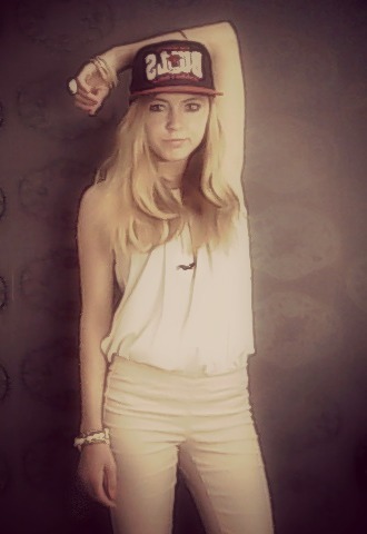 BBping ; 29BB7608 ♥. •mn allerbestevriendje die vooralles voorgaat