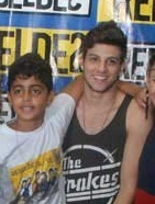 Menino e Fã Do Mlk, FC dedicado ao @Chayleao , 
Meu Coração Papararura(8)