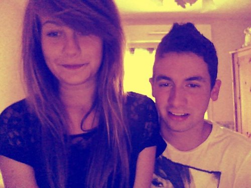 FOLLOW ME :)
Rihanna ; Nicki Minaj 3
Mon Petit bébé ; Ines ;$3