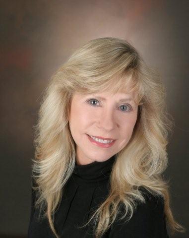 lindahess's profile picture. Full Time Real Estate Pro