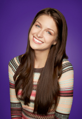 This is the FIRST & OFFICIAL twitter army for Melissa Benoist (@itsmmbenoist)! Follow if you ship Jarley or if you love Melissa