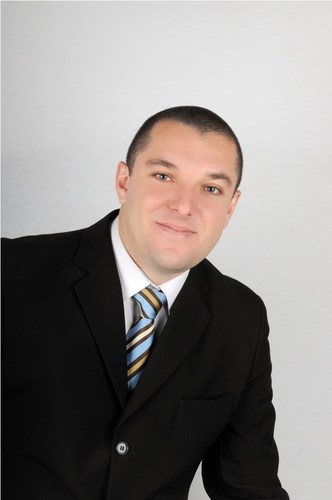 Diretor Geral PHIGESTÃO,Engenheiro Químico, Especialista em Engenharia de Segurança do Trabalho, Administrador, Auditor ISO 9001:2008, Professor UNIASSELVI.