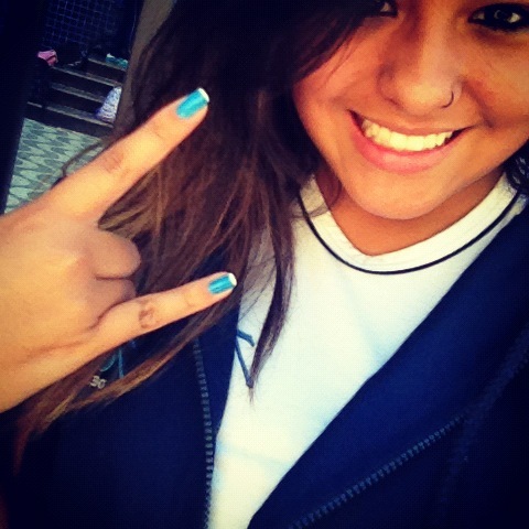 equipe @eazyteenclub , aquariana , engraçada e segue ae pra saber mais *-*
http://t.co/lMneaMk3EE