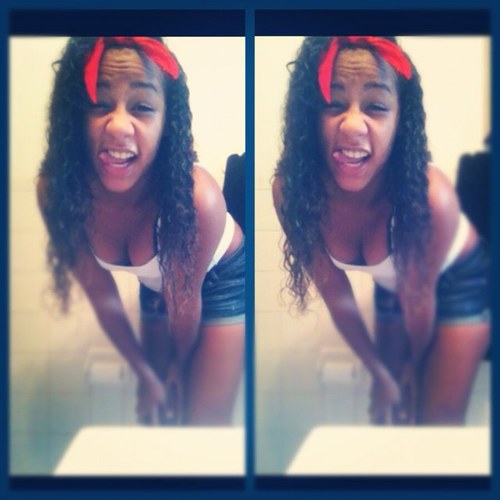 follow me ⬅ & i follow back
