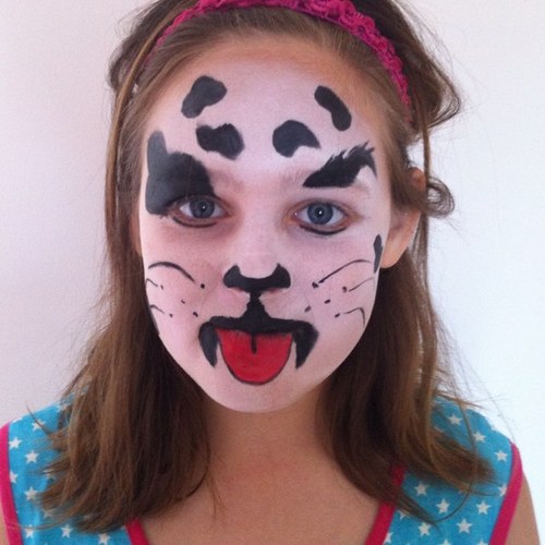 Creating exciting faces to add that extra bit of fun to your childrens parties or events!