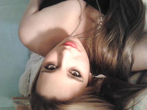 claudia_921's profile picture. Love
Music
Life