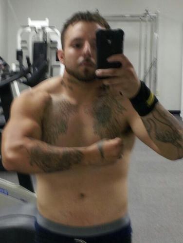 work out, eat, have fun with my wife and kids and get sexy .. #mylife, dont talk shit cuz u will get roasted