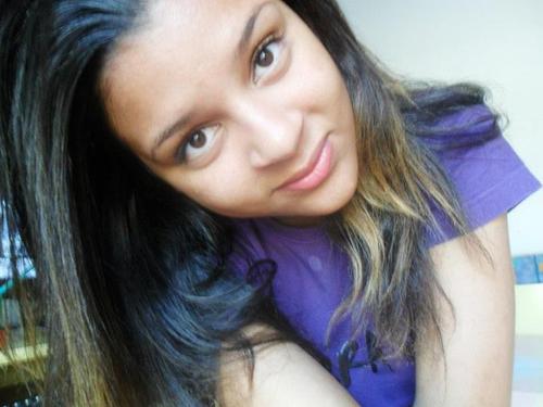 estudante de enfermagem leonina ,flamenguista ,musicalatra ,feliz ,principalmente filha de DEUS a ka kami kamilkita como quiser :)