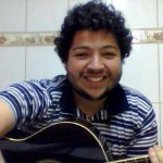 A vida é vivida nos momentos, por isso procuro viver cada um deles inclusive o de estar aqui!