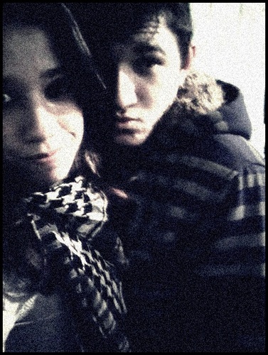 Sagitariana , 17 aninhoos , seeem frescurit's sakaas dee booa com aa vida aquela qe nunca vai te fazeer chooraar nhaaac