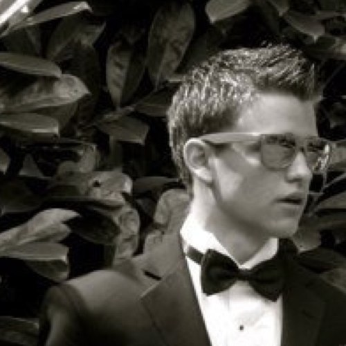 TreyMoonCM's profile picture. Hey Trey here...Well I was part of the nerd herd but now im a pop so yeah...