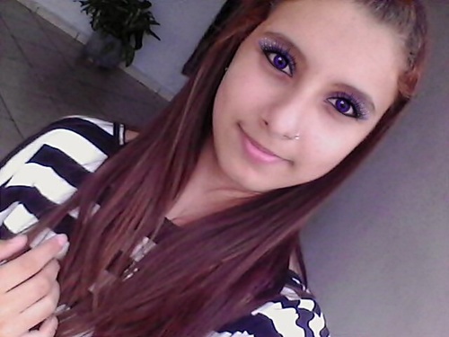 A tristza pode ser intensa,mas jamais eterna.A felicidade pode demorar a chegar,mas o importante e que ela venha para ficar e nao esteja apenas de passagen.