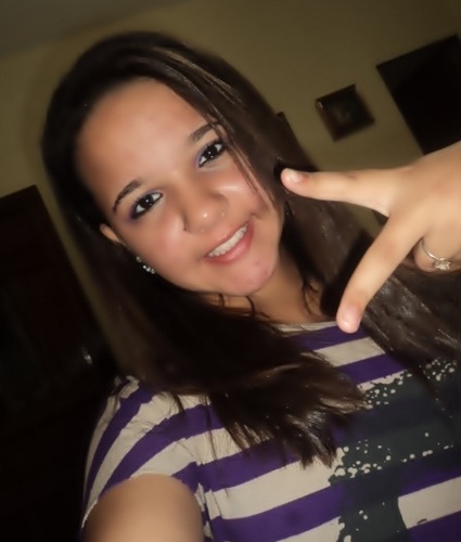 A menininha Baixinha que toodos Gostam !! Sem minha Amizades eu nao seria nada Amoo muitoo eles ' '