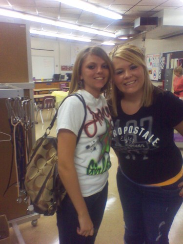 hey, I'm Brittany. I'm 17 years old, and attend Pendleton county high school. if you wanna know anything else just ask.