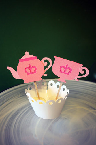 Party Decorations & Cupcakin Lovin'.