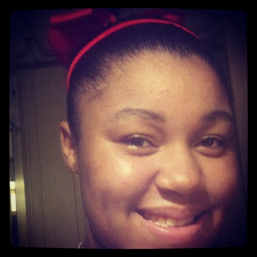 Follow me I follow back :)