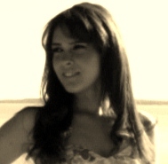 gosto de quem me ama, sou apaixonada pela vida, porque simplesmente vivo com simplicidade e amor...