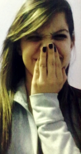 Vc sorria, eu sorria.Você chorava, eu chorava.Eu te amava, e agora me amo. ∞
