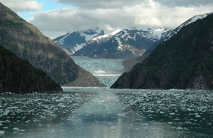 ♦ http://t.co/ClWS0ASsIW State/Travel Guide offers our followers FREE LINKS. Just DM or -Add something about Alaska- on our site.