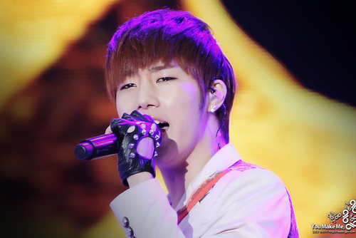인피니트 패션왕 스티커 판매중/ 각시님들 사랑받고 자라는 규총각♥/ 후기는 관심글에^~^