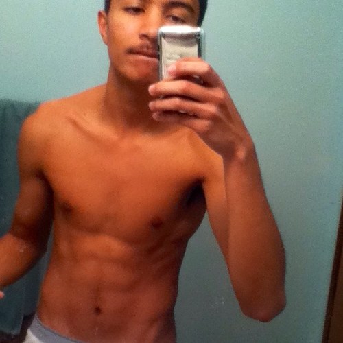 troy_Celticfan's profile picture. 