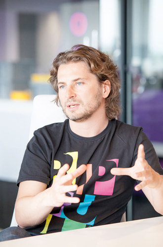 RoseStudio_eu's profile picture. I'm addicted to RoseStudio.eu, where I design furnitures & interiors for companies, organisations, and private clients (offices, horeca, residential, event)