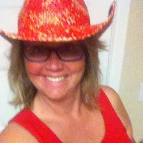 JoanLivingbig's profile picture. Merry in the Midwest .Witty with Sass Official Social Media Diva . Love to live tweet.