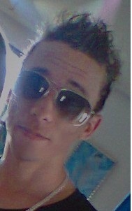 # Nós temos que aprender, que a primeira pessoa em que se deve confiar e gostar, em primeiro,, e em NÓS mesmo. '' ) #