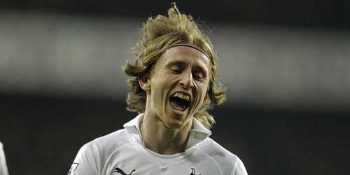 Luka Modric, alias Pájaro Modric, Loca Modric o Troll. Compito por la Napia de Oro junto a Ibrahimovic. Gracias @Llourinho por fijarte en mí.