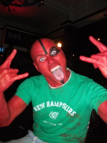 bar manager/sports instructor/king of the good-bad idea!