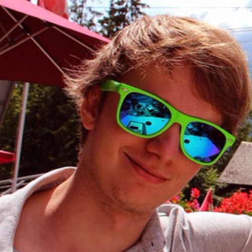 Benoitdxd9's profile picture. Twitter parodique de Diablox9 [rien de bien méchant, juste du divertissement] JE NE SUIS PAS DIABLOX9