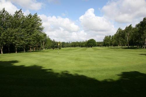 Passing opinion on local courses & offerings and genuinely talking golf, nothing to sell only opinion to gain #lovegolf