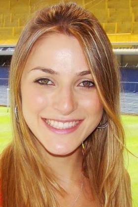 Agora sou mãe. E o bichinho é muito especial.