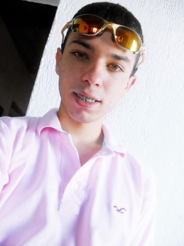 esse twt era da Gabriela Souza ,usava como ( @_gaabizitA ) ela me deu o twt ....