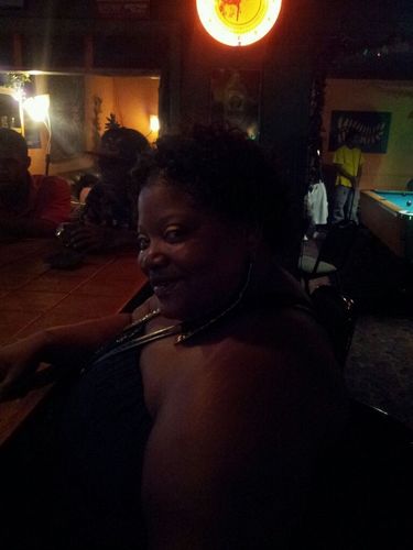 Dis Chick rite here luv's MONEY...!!!! IF IT AINT BOUT DEM $$$$$$ DEN IT AINT BOUT ****..!!! BEEP