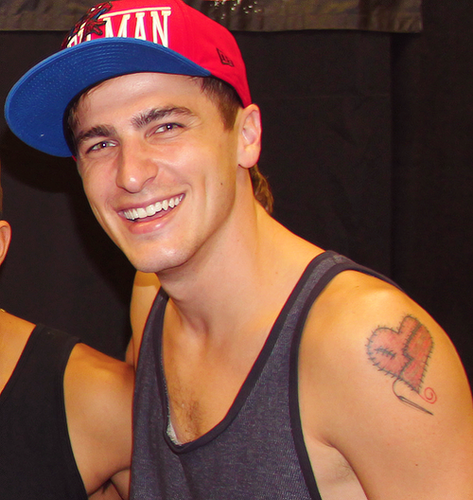 Kendall here 1/4 of BTR Katie meh sister Taken @Austin_R_VLRP |RP| bi