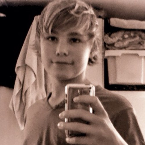 Hisse98's profile picture. 