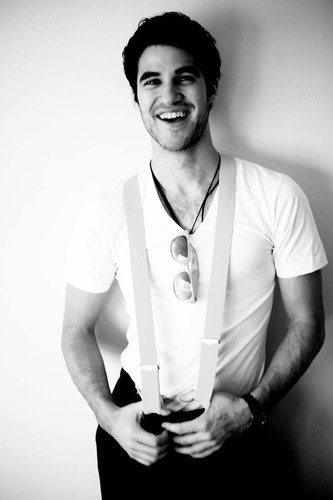 Blaine Anderson Warbler, Engaged to @Kurt_Elizabeth_, proud father of three, I adore my family. [un-free RP]