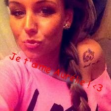 Compte Fan @AurelieVanD et @Nadege_Jones ! C'est deux fille en or que j'espere rencontré un jour comme @AurelieVanD dis :  Tous les reves sont possible   !