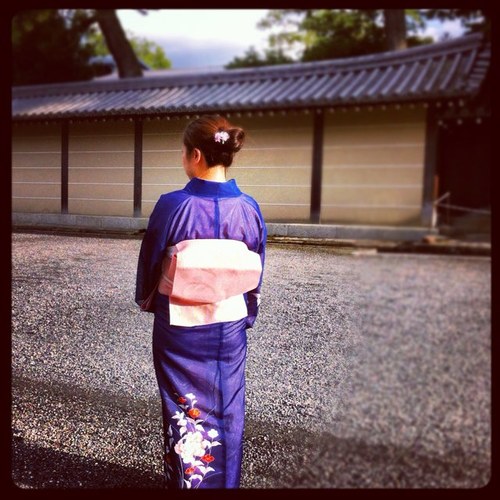 MIKI_0618's profile picture. 宇治茶農家の末裔。着付け/華道香風流準教授/寺社仏閣好き/和食/日本画/美術館/茶道初心者/将棋アマ2級指す将/居飛車党/たまに中国語/落語/歌舞伎/能鑑賞/自炊部/父親別居介護中（要介護1）/中古文学（国文学）/コロナ・ワクチン後遺症の脳の中の水によるめまい療養中/将棋婚/半導体エンジニア妻/ FP3級/大家業