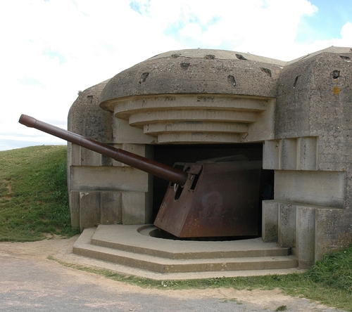 Interested in pictures, locations, information about bunkers from World War Two, the Atlantikwall and the Cold War.