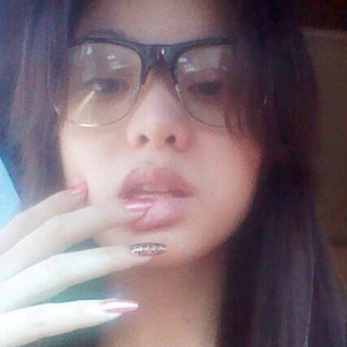 ForevaSmilingg's profile picture. ❤. 
Forever hers. 
X.XVII.XII