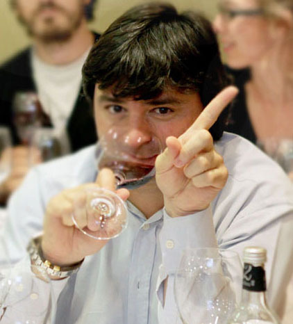 MGlera's profile picture. Media vida dedicada ya al mundo del periodismo y una entera a la vitivinicultura. Y lo que queda...