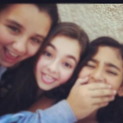 Since : 11/04/12 ...  ❤ Seguido pela @KlaraCastanho dia:14/04/12
Minha vida só tem graça com -- @FcKlaraForkas e @CupdoJustin *-* Suas bobonas +  ❤ por mim !