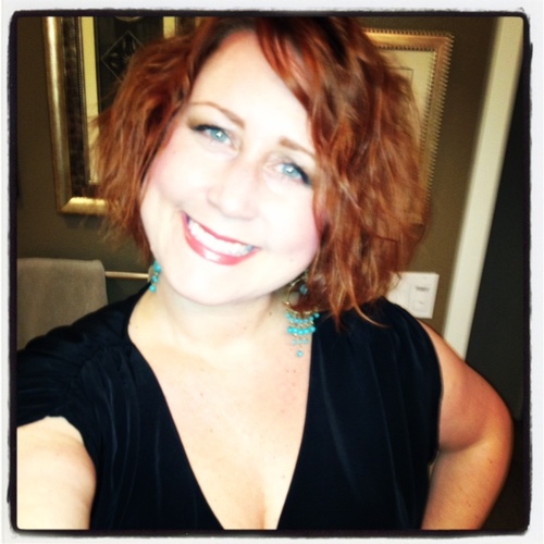 LinkedIn branding strategist. Professional communicator. Storyteller. Social butterfly. Technology geek. Shoe addict. Social media fangirl. Dreamer.