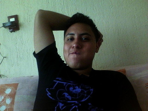 Este es el perfil oficial de su amigo ackto ya saben lo que sea por estar cerka de ustedes