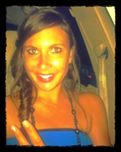 music makes me feel alive. i love VIBE sesh's 
& meeting new people. ♥♥